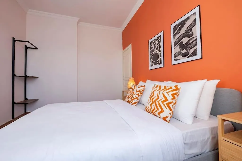 High-Ceiling Central 3-Bedroom With City View Istanbul 0*,